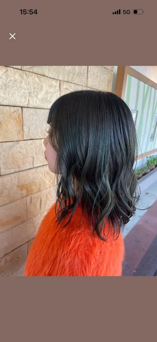 ミディアム カラー 植野 陽菜のヘアスタイル