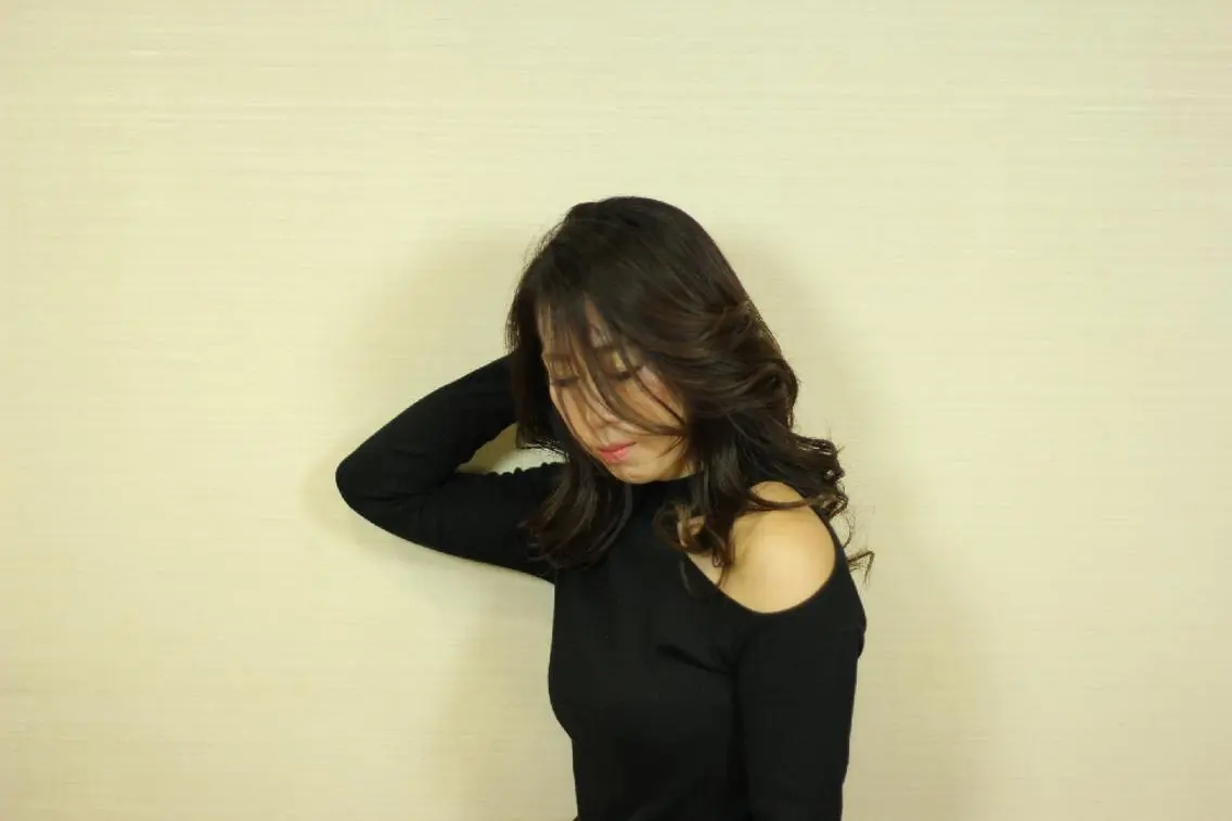セミロング カラー パーマ レイヤーカット カット ヘアカラー 松尾 泰伸のヘアスタイル