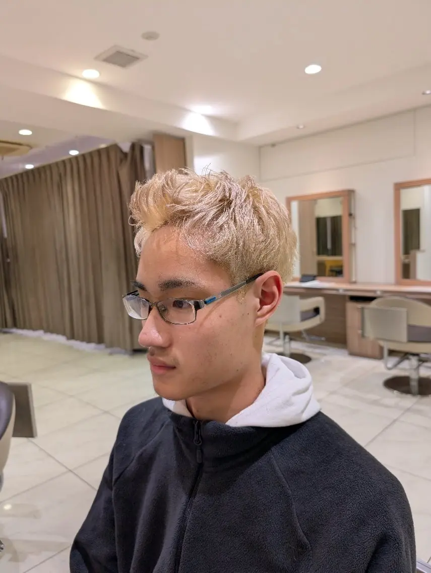 ショート カット ヘアカラー トリートメント ヘッドスパ ヘアセット メンズ特化/パーマ/ ハイライト/稲次のヘアスタイル