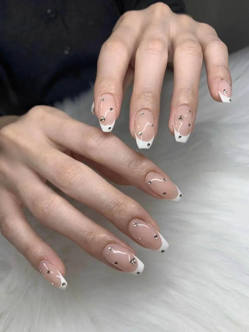 ネイル 韓国ネイル 持ち込み ニュアンスネイル ネイルチップ 冬ネイル LISA ANA.CHUOのネイルデザイン
