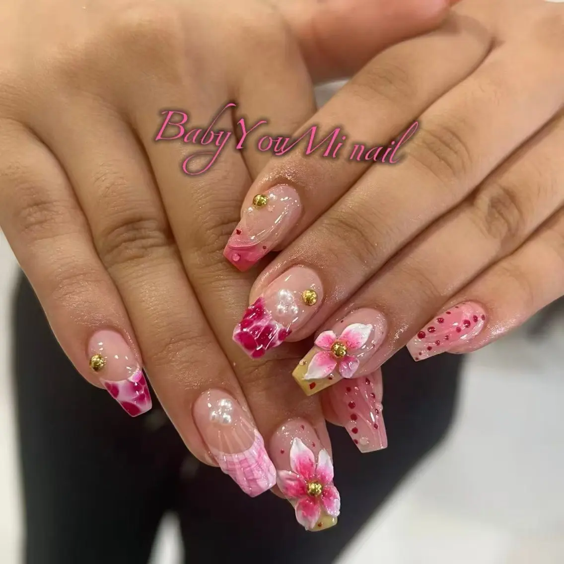ネイル オーロラネイル チークネイル 成人式 フットネイル フレンチネイル ハンドネイル BabyYouMi nailのネイルデザイン