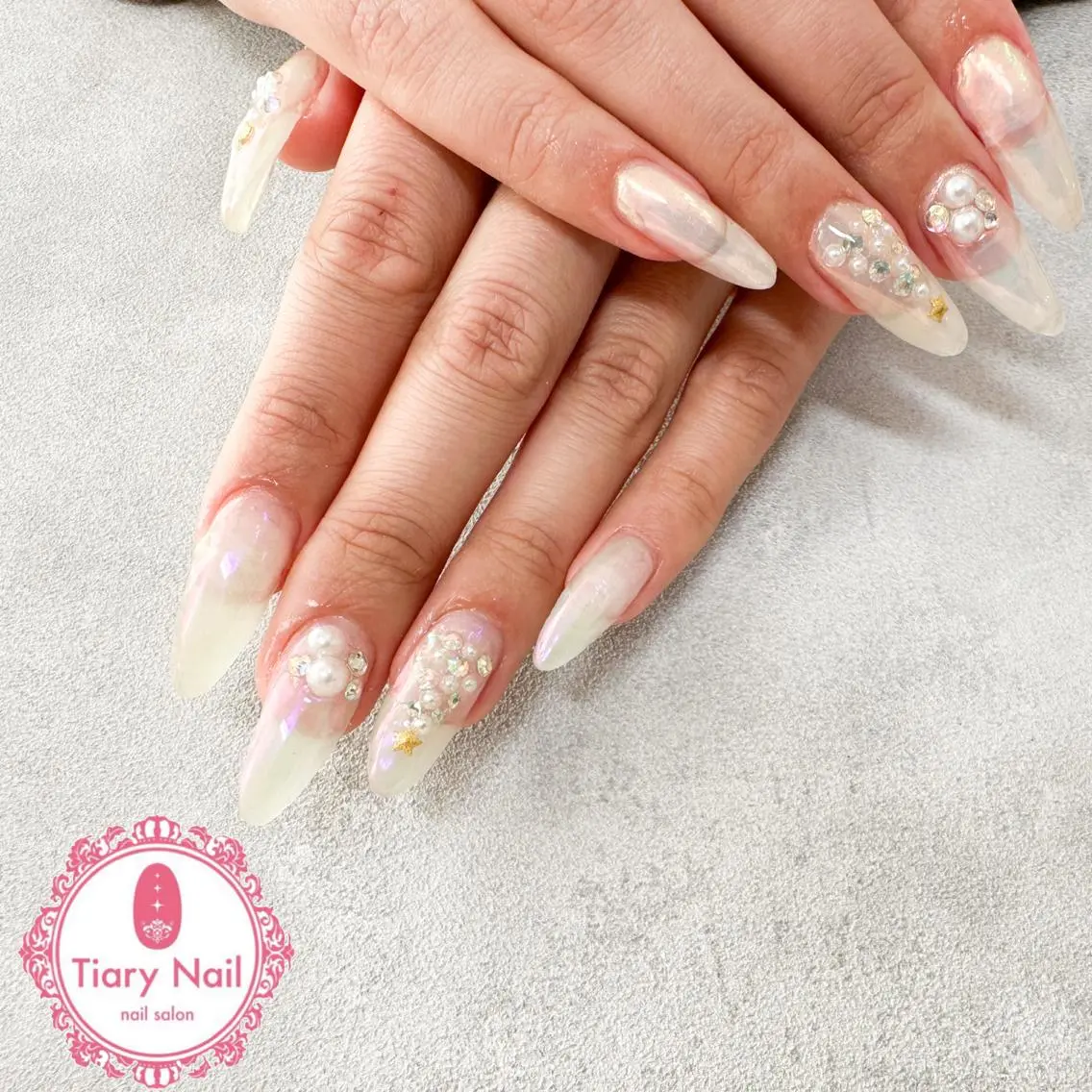 ネイル tiarynail K K🐼のネイルデザイン