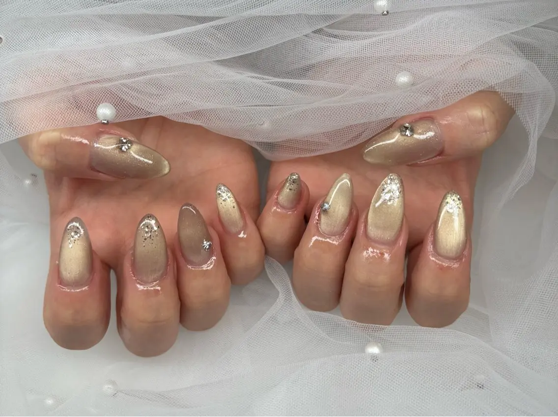 ネイル マグネットネイル ハンドネイル NAILSALON ViViのネイルデザイン