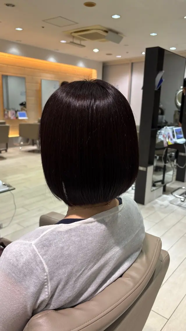 ミディアム ボブ 土田 アキナのヘアスタイル