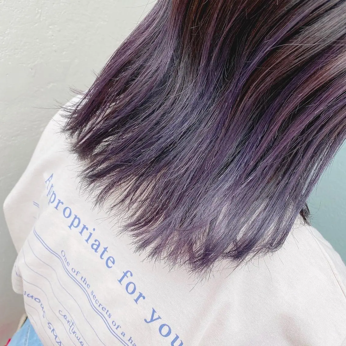 ミディアム パープルカラー 髪質改善特化 安東駿介のヘアスタイル