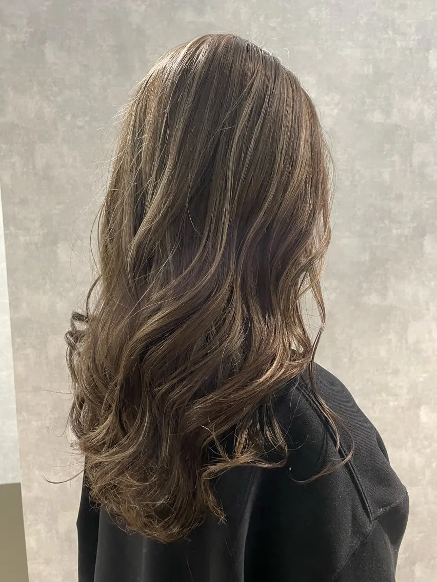 ロング ヘアカラー トリートメント 透明感カラー/推しカ ラー☁️JURAのヘアスタイル