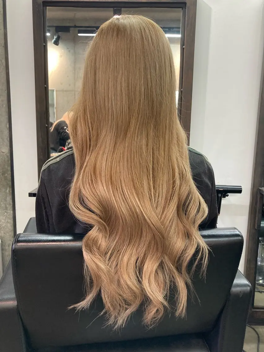 ロング カラー ヘアカラー エクステ ✨最安値✨エクステ カラー🌼つきな🌼のヘアスタイル