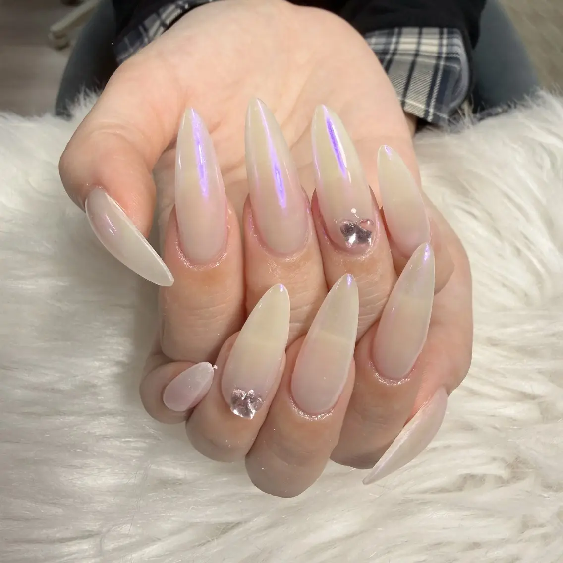 ネイル ハンドネイル 🎀nana🫧 ワンホンネイル🎀のネイルデザイン