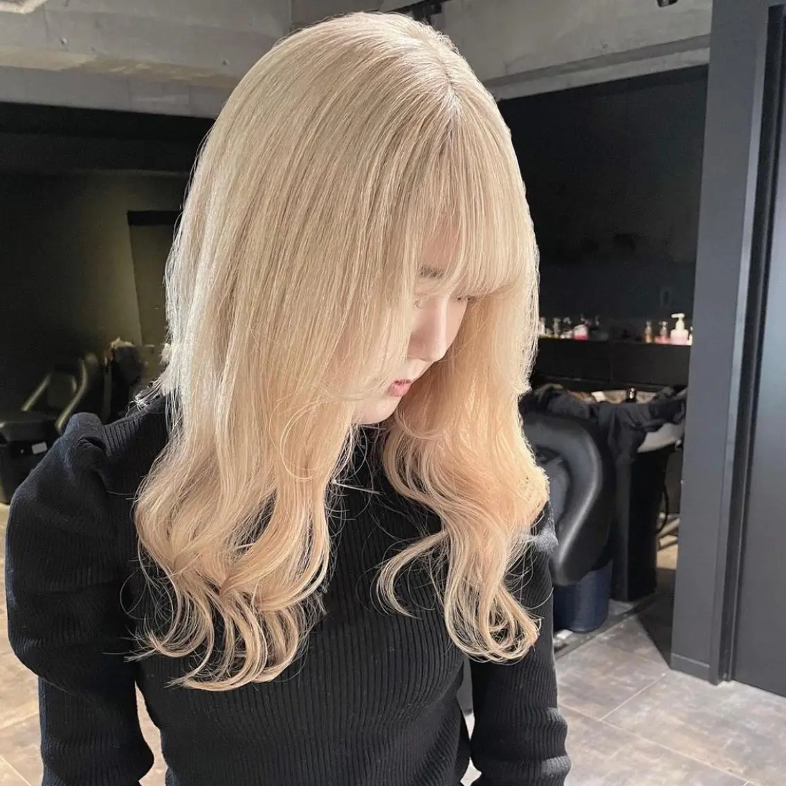 ロング カラー ベージュカラー ブロンド ブロンドベージュ ヘアカラー トリートメント ✨MiL✨ ✨心斎橋✨のヘアスタイル