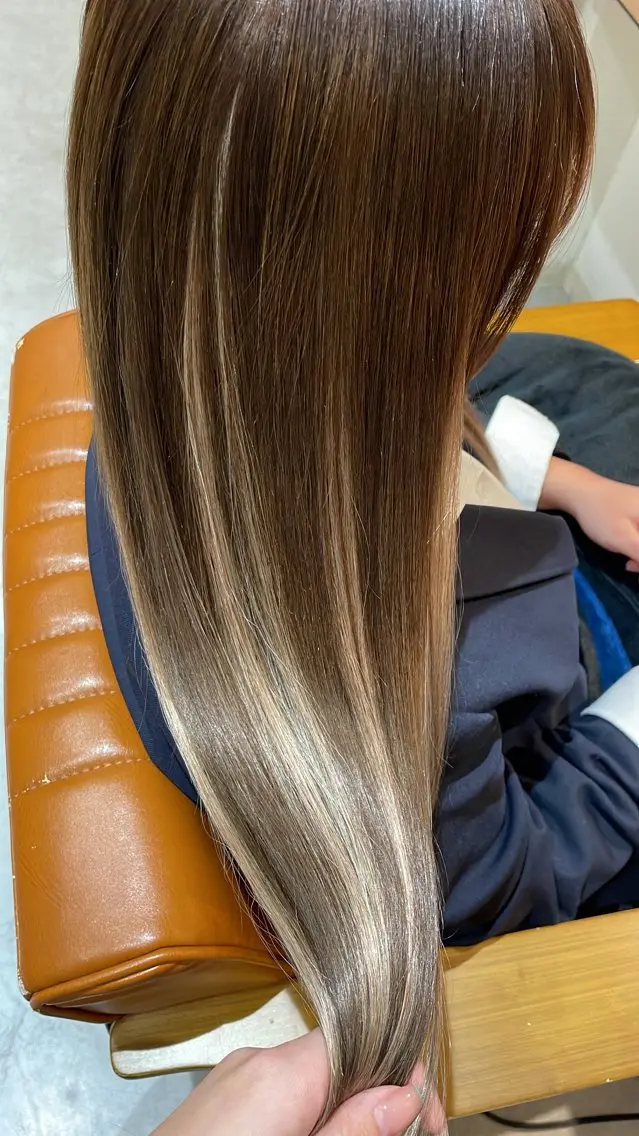 ロング エクステ ハイライト エクステ 中田 サヤカのヘアスタイル