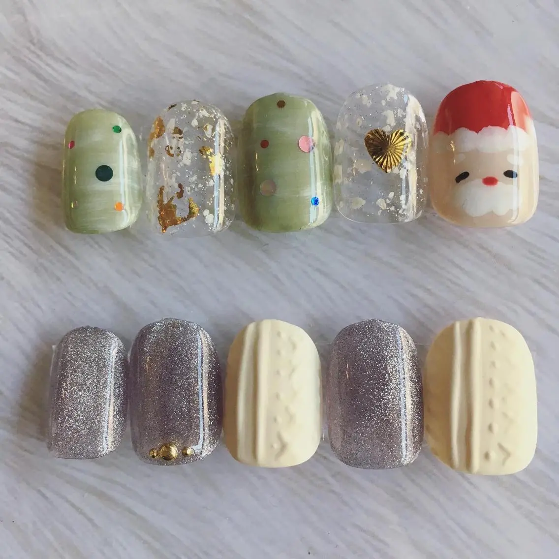 ネイル マグネットネイル 冬ネイル クリスマス M. ERIのネイルデザイン