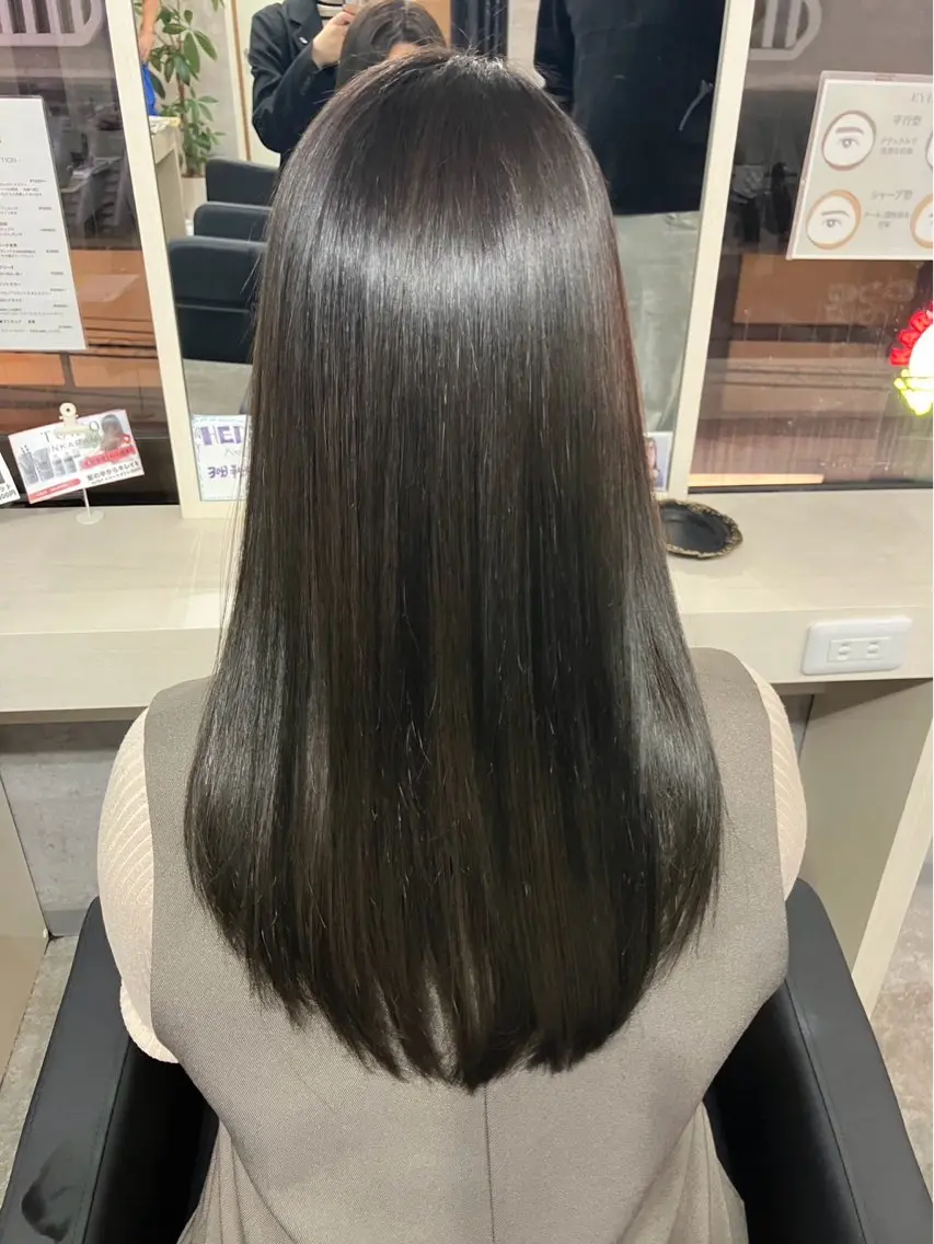 ミディアム 竹田 有沙のヘアスタイル