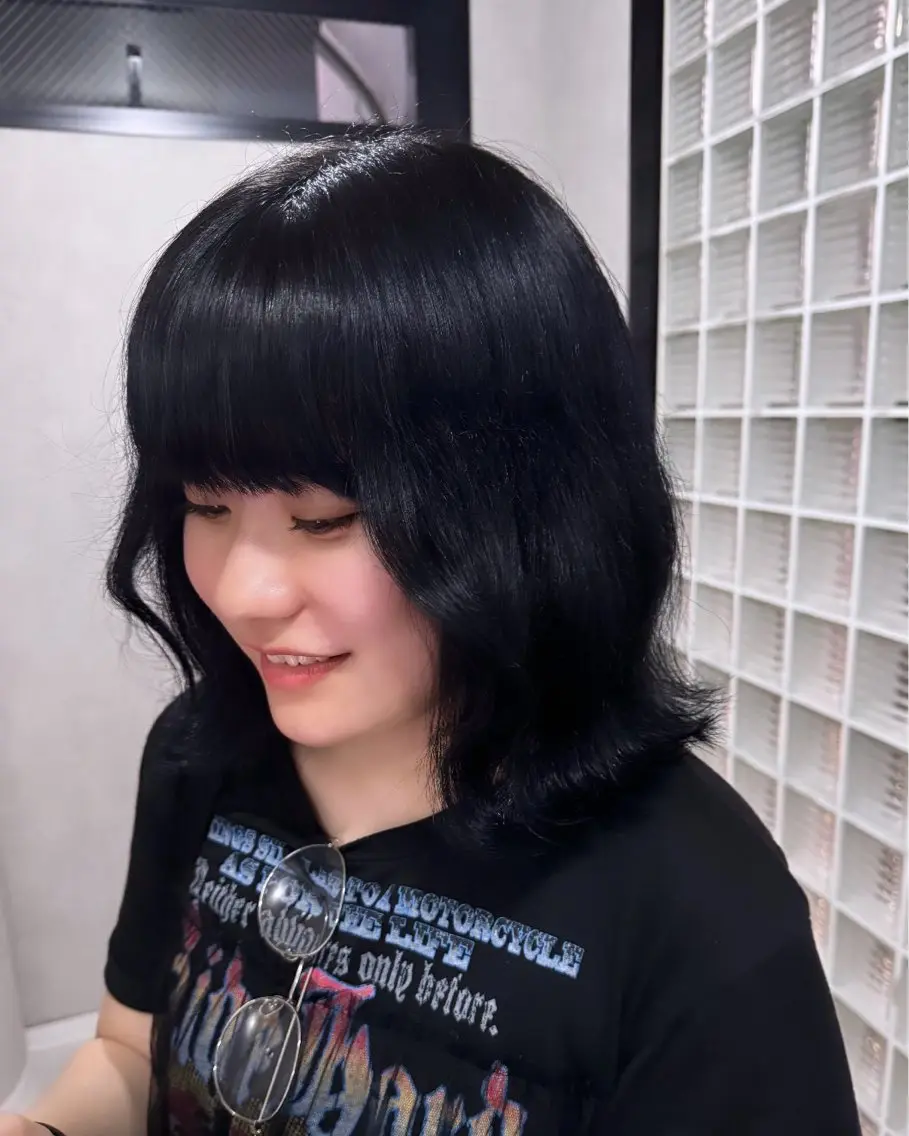 ショート カラー ヘアアレンジ メンズ 黒髪 ブルーカラー ブルーブラック 梅田トレンドレイヤー RISA🎀💕のヘアスタイル