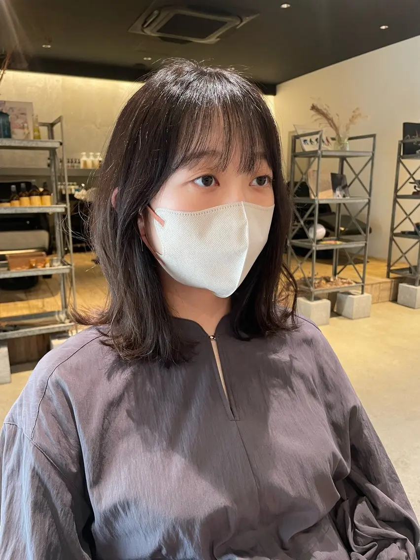 ミディアム ハラ カヤコのヘアスタイル