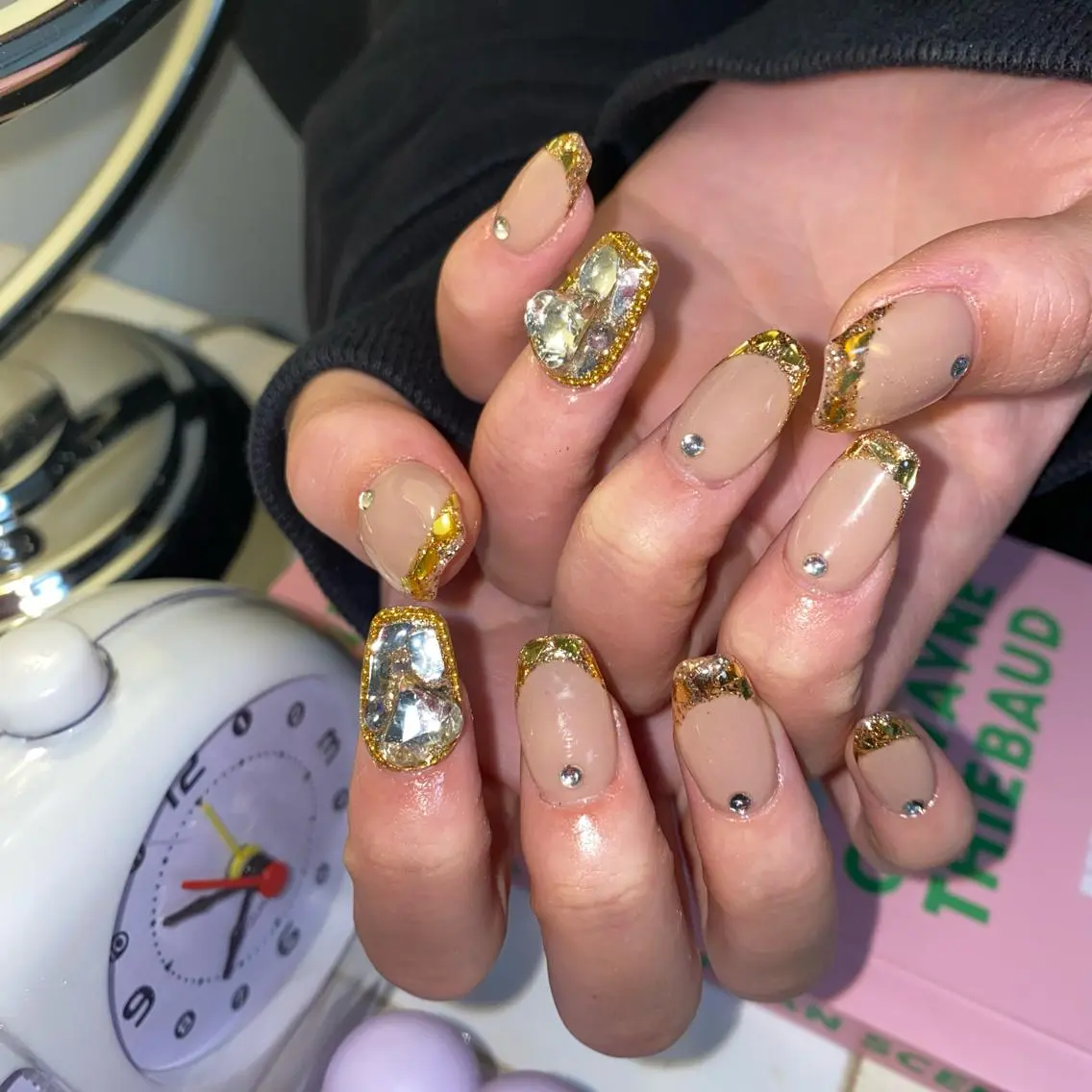 ネイル アートネイル オーロラネイル フレンチネイル 氷ネイル・うるうるネイル マグネットネイル ハンドネイル Nail by Licorneのネイルデザイン