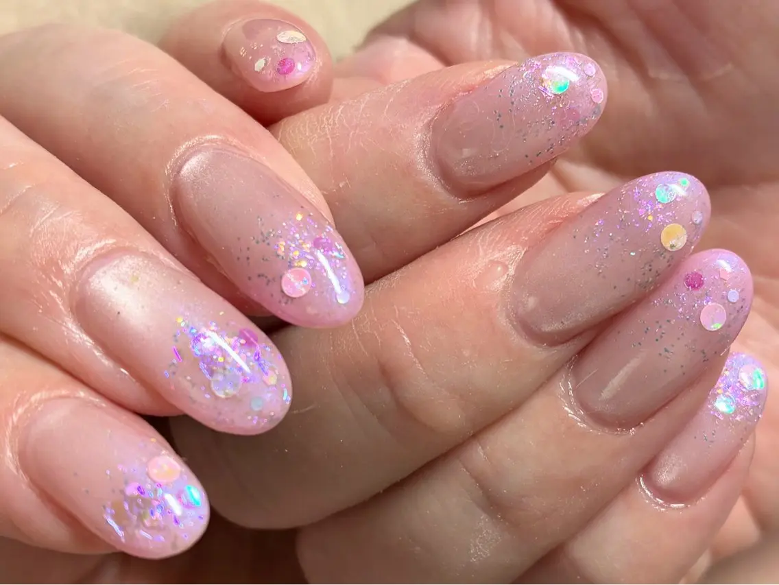 ネイル ホログラムネイル マグネットネイル オフィスネイル Nailsalon Rのネイルデザイン