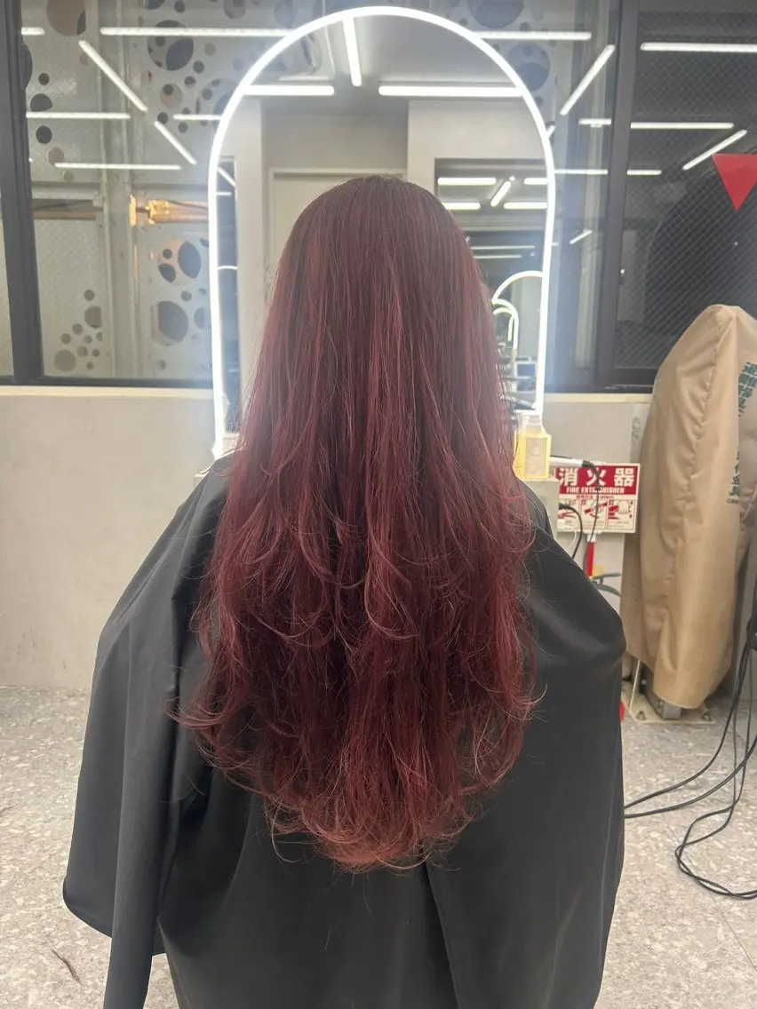 ロング あ い か 🎀 レイヤーカットのヘアスタイル