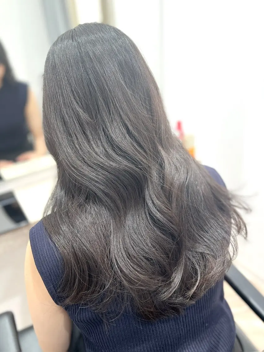 ロング カラー ヘアアレンジ グレージュ 顔まわり職人🇰🇷 韓国ヘア/KAITOのヘアスタイル