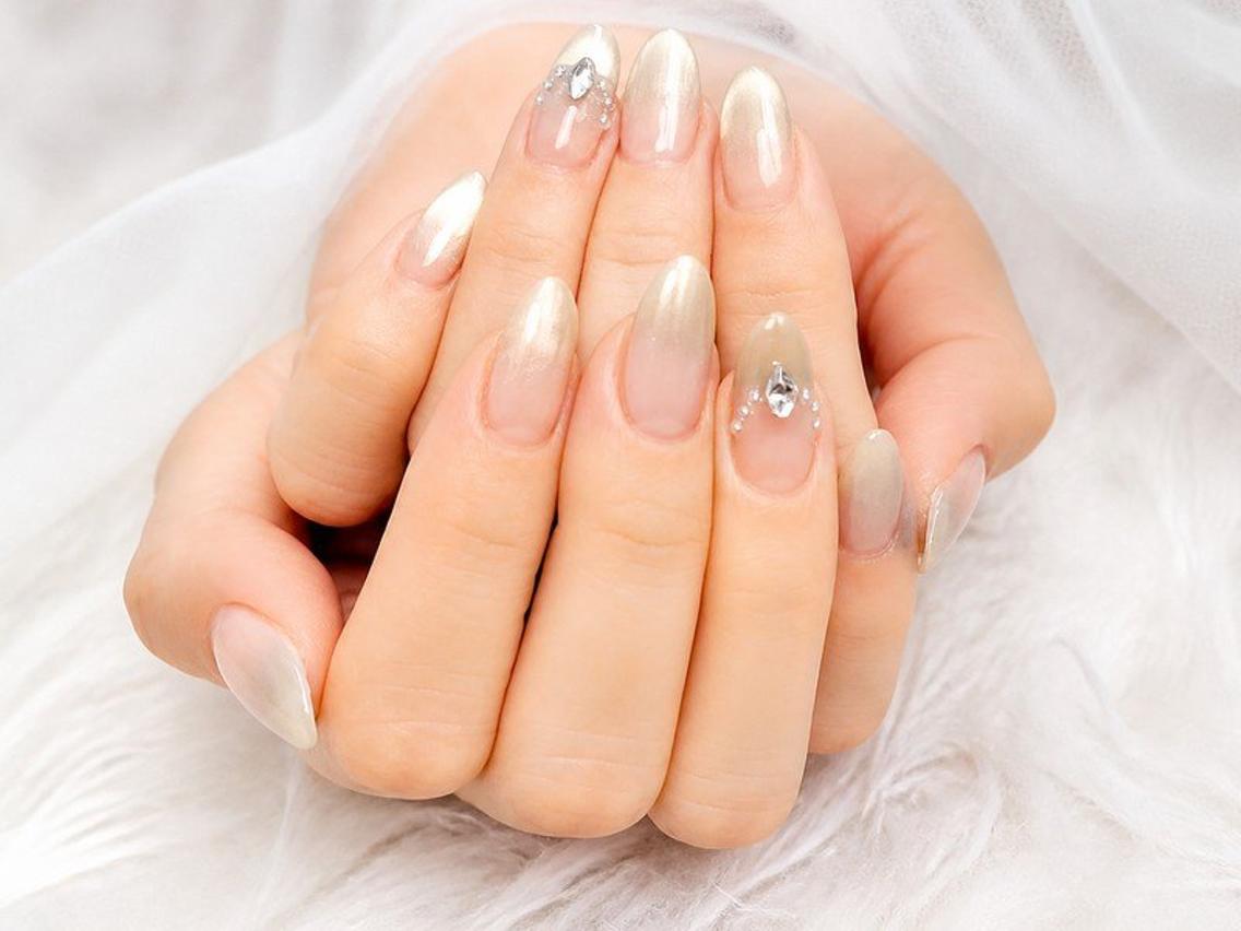 ネイル フレンチネイル マグネットネイル マグネットフレンチ ハンドネイル Lili Nail Studio西荻窪店のネイルデザイン