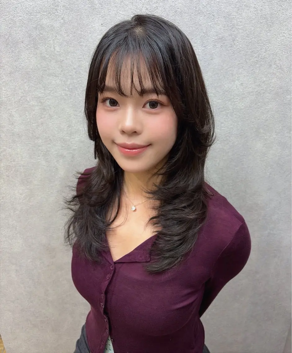 セミロング カット 🫧レイヤー特化🫧 艶カラー/NOA👑のヘアスタイル