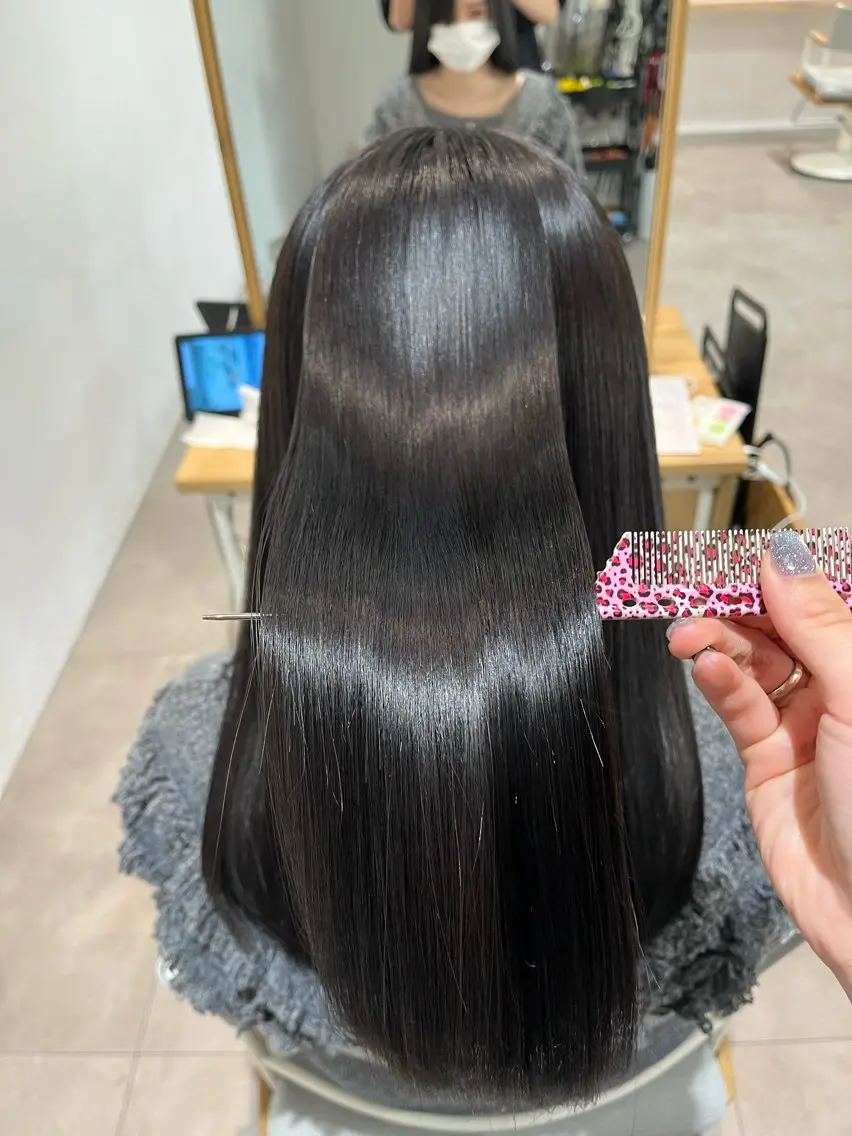 ロング カット ヘアカラー 縮毛矯正 髙橋 美妃のヘアスタイル
