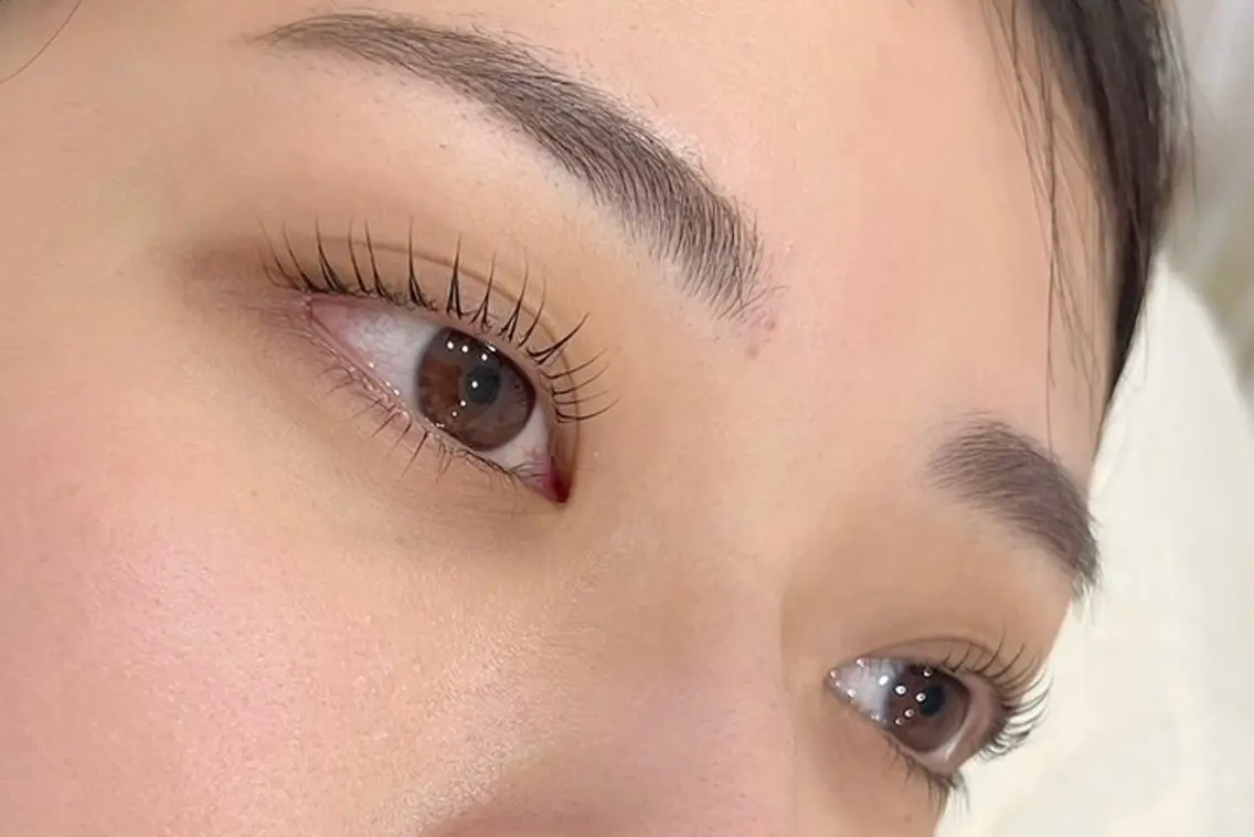 マツパ Stella🤍 【eyesalon】のマツエク・マツパデザイン
