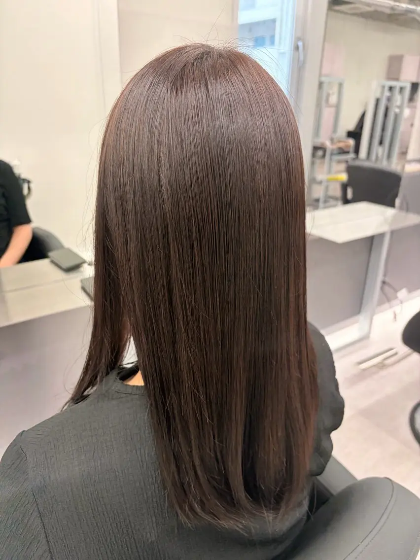 カラー 徳永 美里愛のヘアスタイル