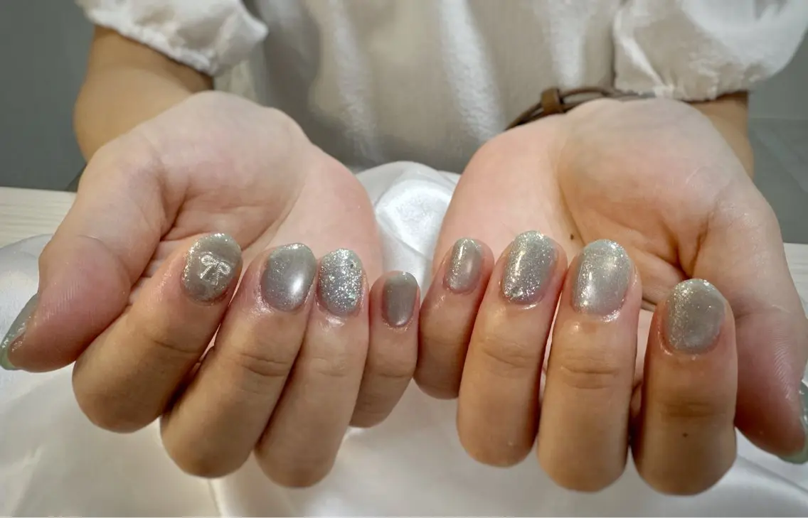 ネイル ブルー グリーン ラメ(グリッター) マグネットネイル Amule nailのネイルデザイン
