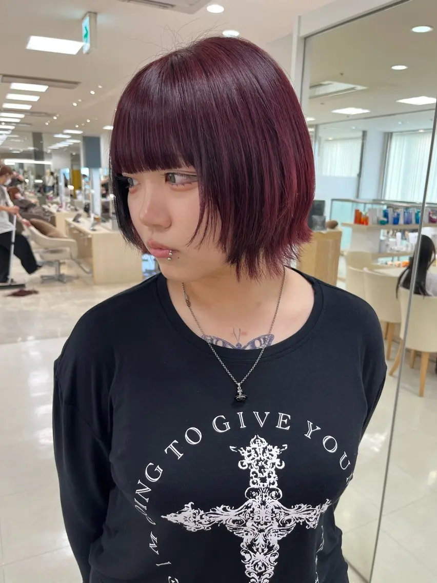 ショート カラー カット ヘアカラー トリートメント 暖色/ブリーチカラー 🎀 M i k uのヘアスタイル
