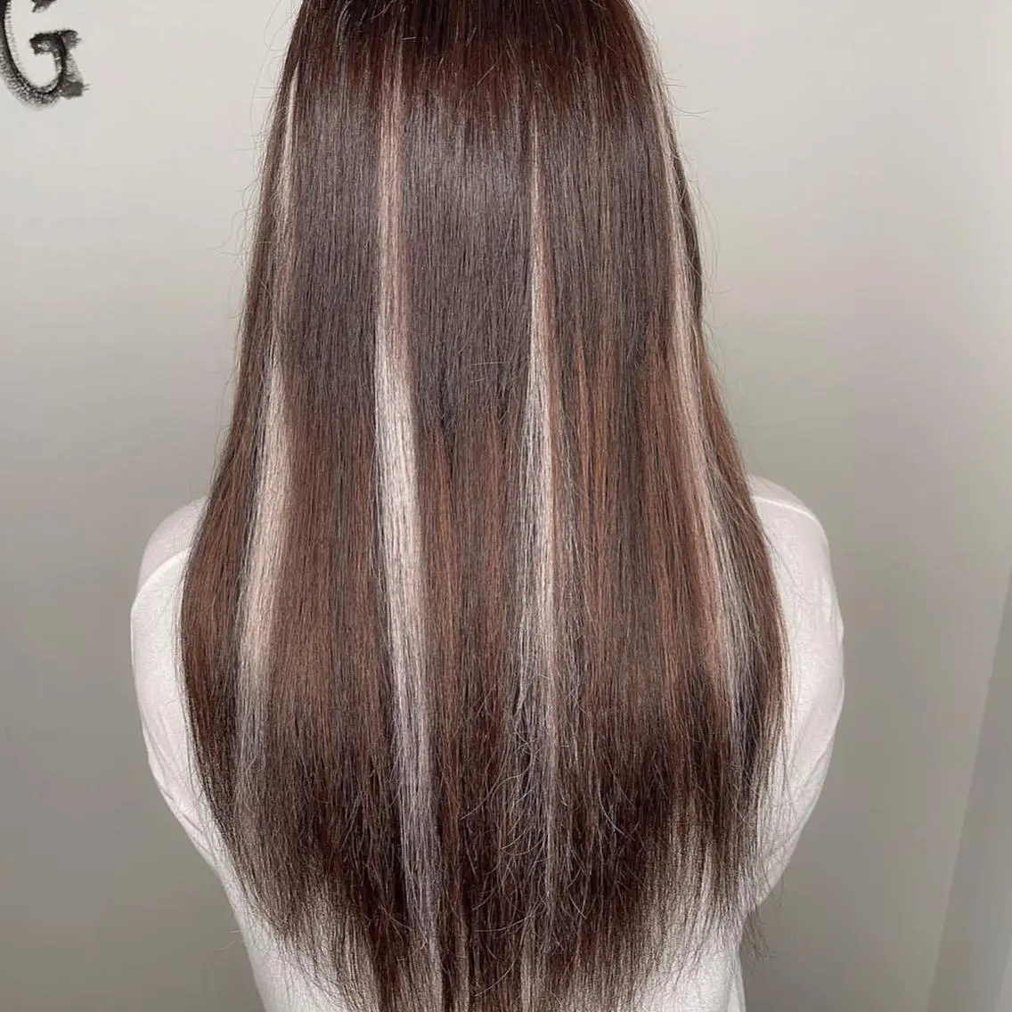 ロング エクステ 小笠原 菜緒のヘアスタイル