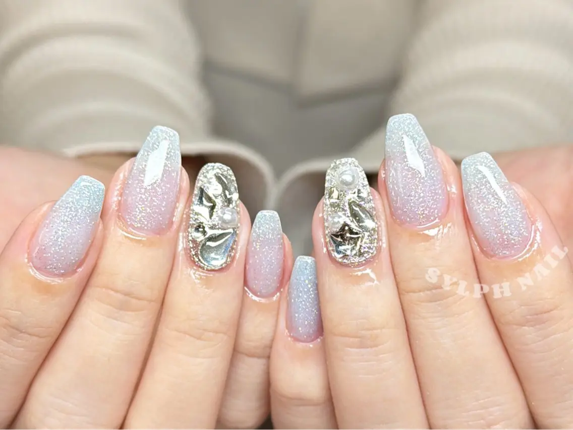 ネイル オーロラネイル 長さ出し フレンチネイル ジェルネイル ガラスフレンチ ハンドネイル Rela・S NAILのネイルデザイン