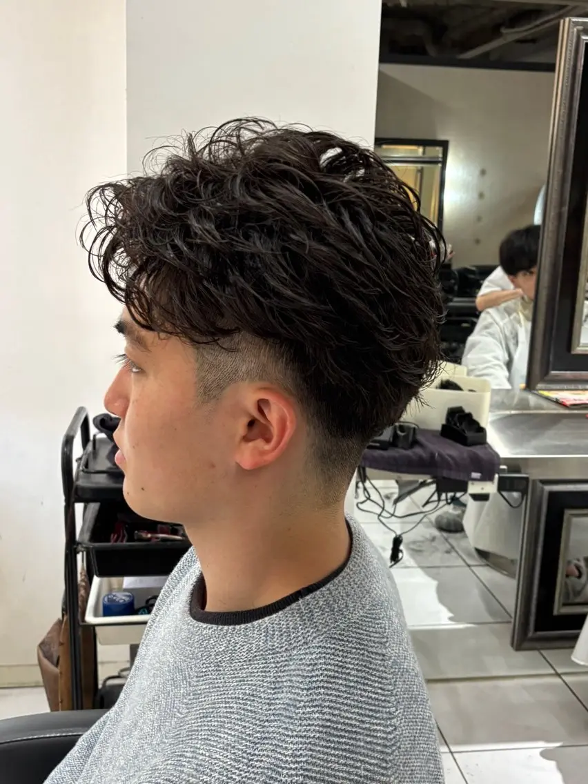ショート パーマ メンズ メンズパーマ カット パーマ 加川 隼人のヘアスタイル