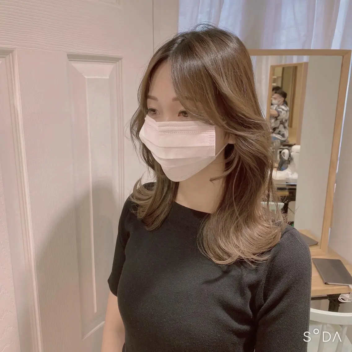 セミロング カット パーソナルカラー lapiax阿部のヘアスタイル