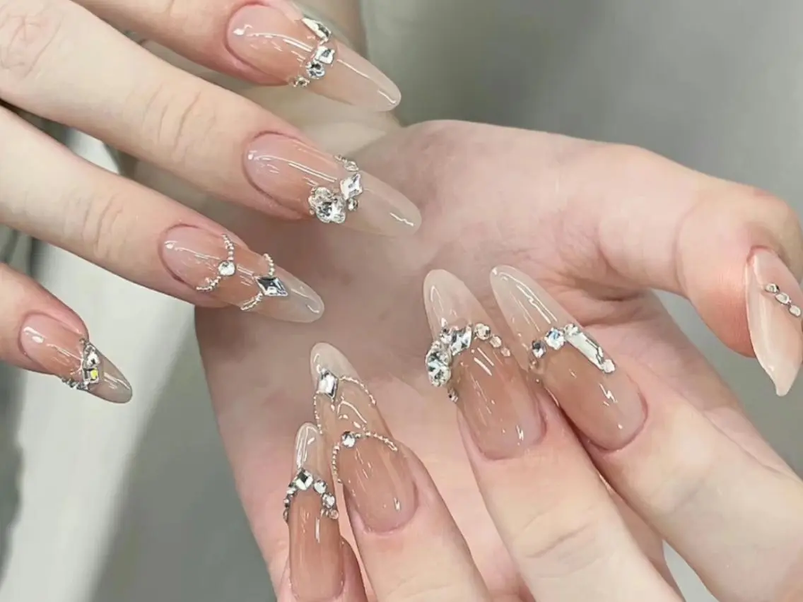 💕チップスカルプ💕派手派手パーツつけ放題¥11980の写真