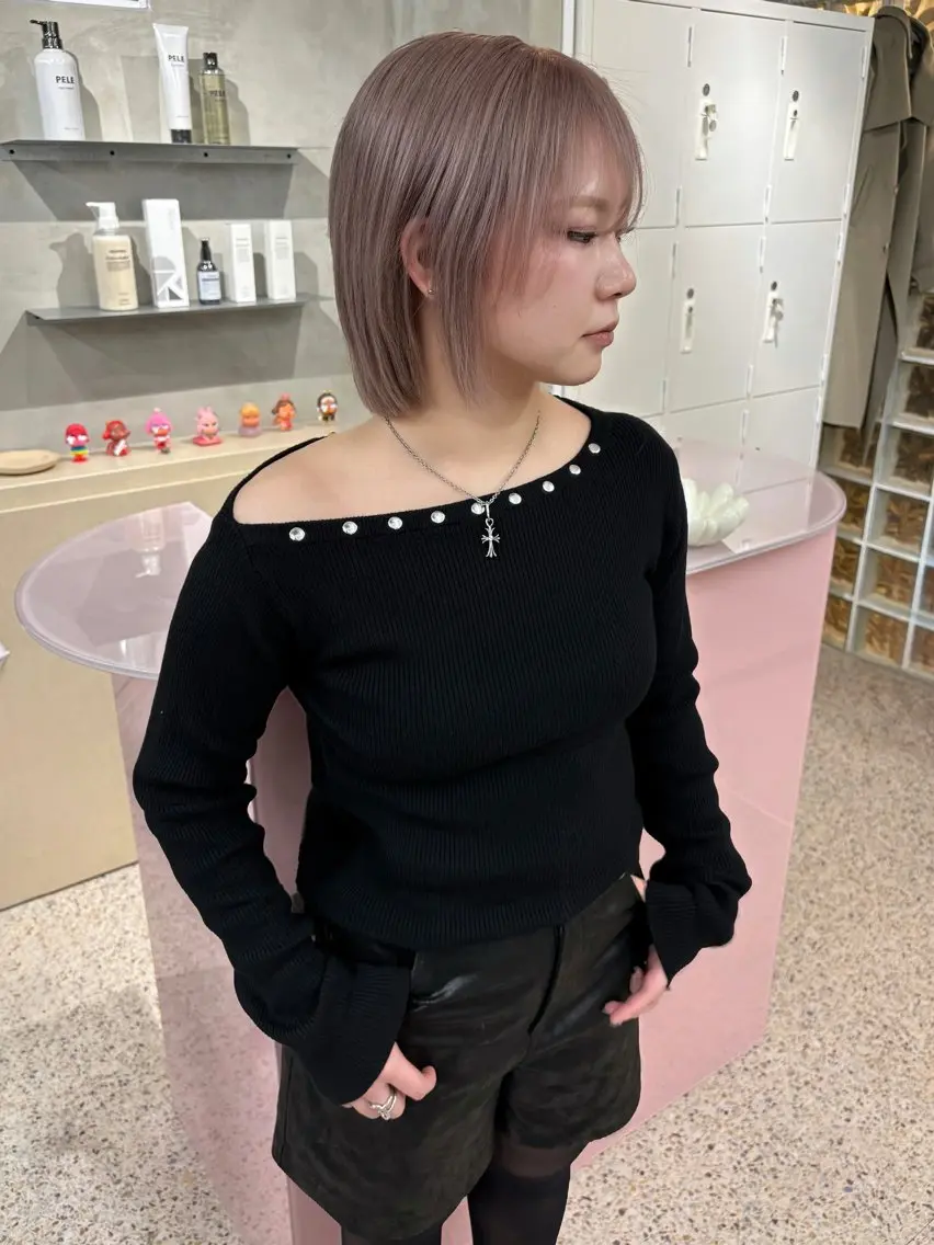 ショート カラー ヘアカラー トリートメント PELEハイトーン shinobuのヘアスタイル