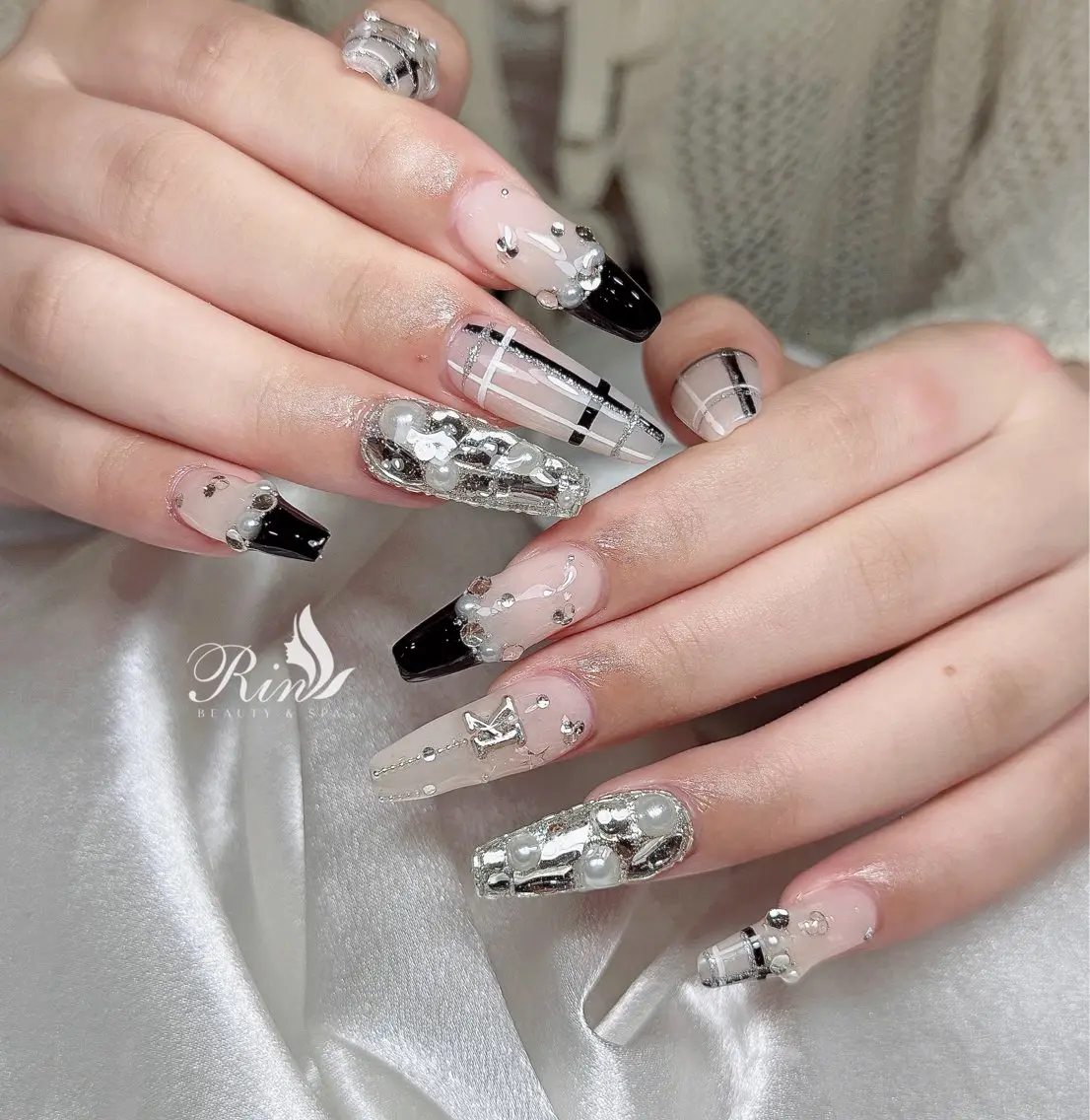 ネイル アートネイル 長さ出し ガーリー 韓国ネイル 持ち込み Rin Nail 新大久保店のネイルデザイン