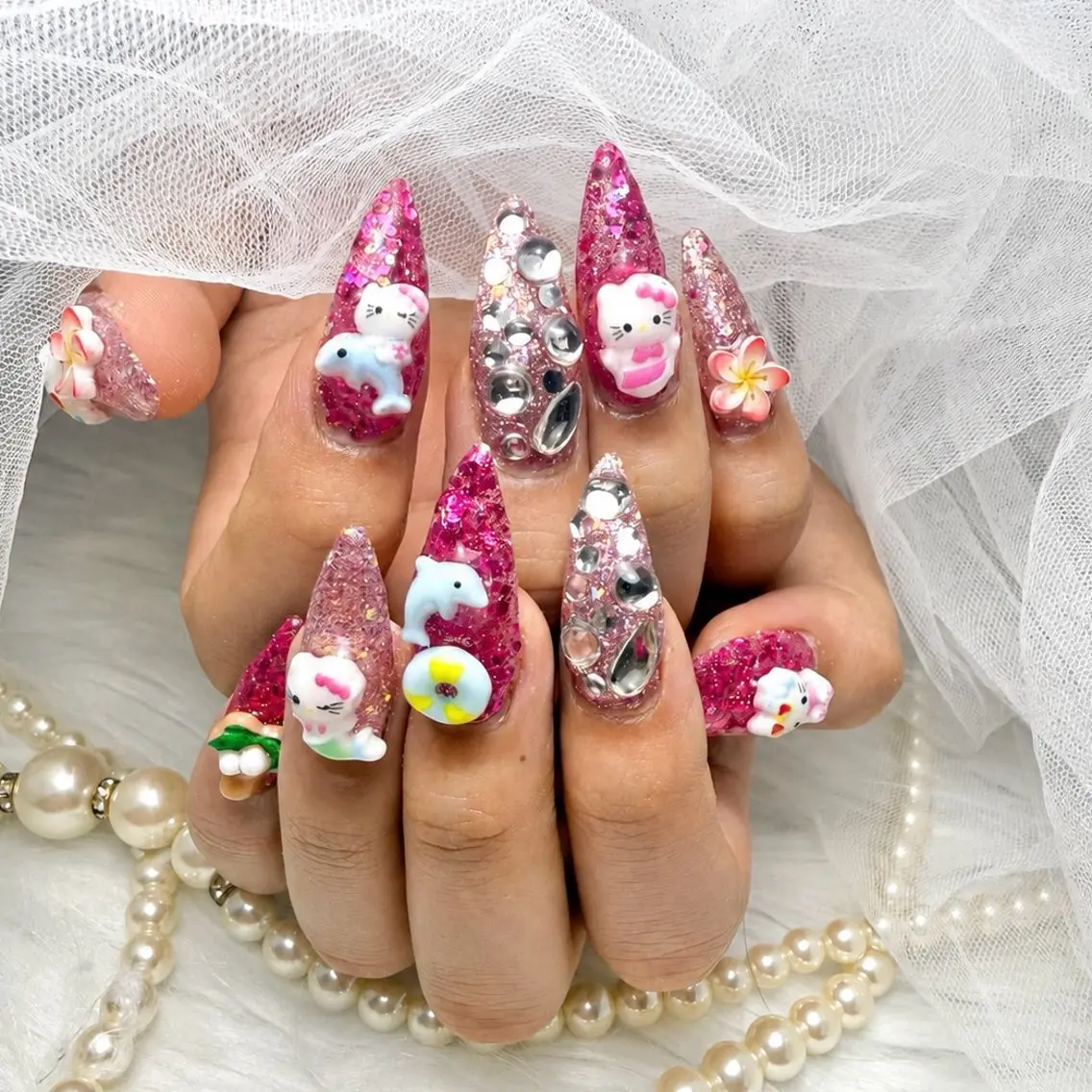 ロング Conjunim MAMI🎀✨のネイルデザイン
