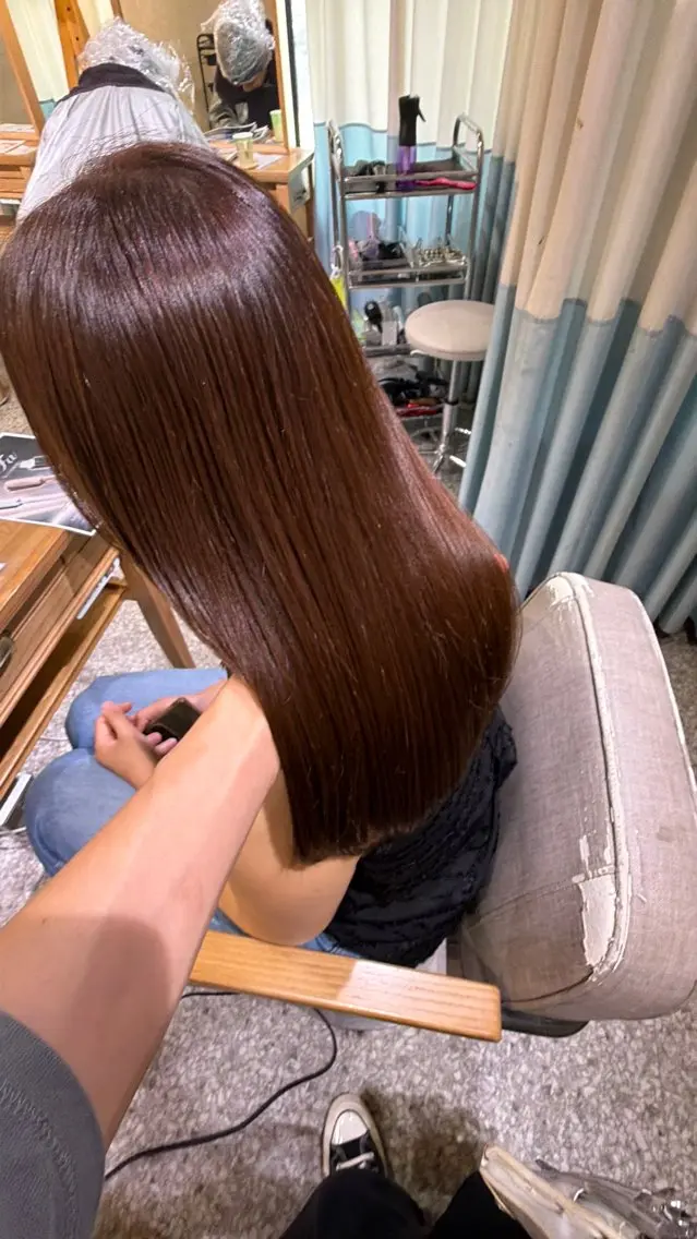 ロング カット 縮毛矯正 トリートメント 吉良祐樹 艶カラー／縮毛矯正のヘアスタイル