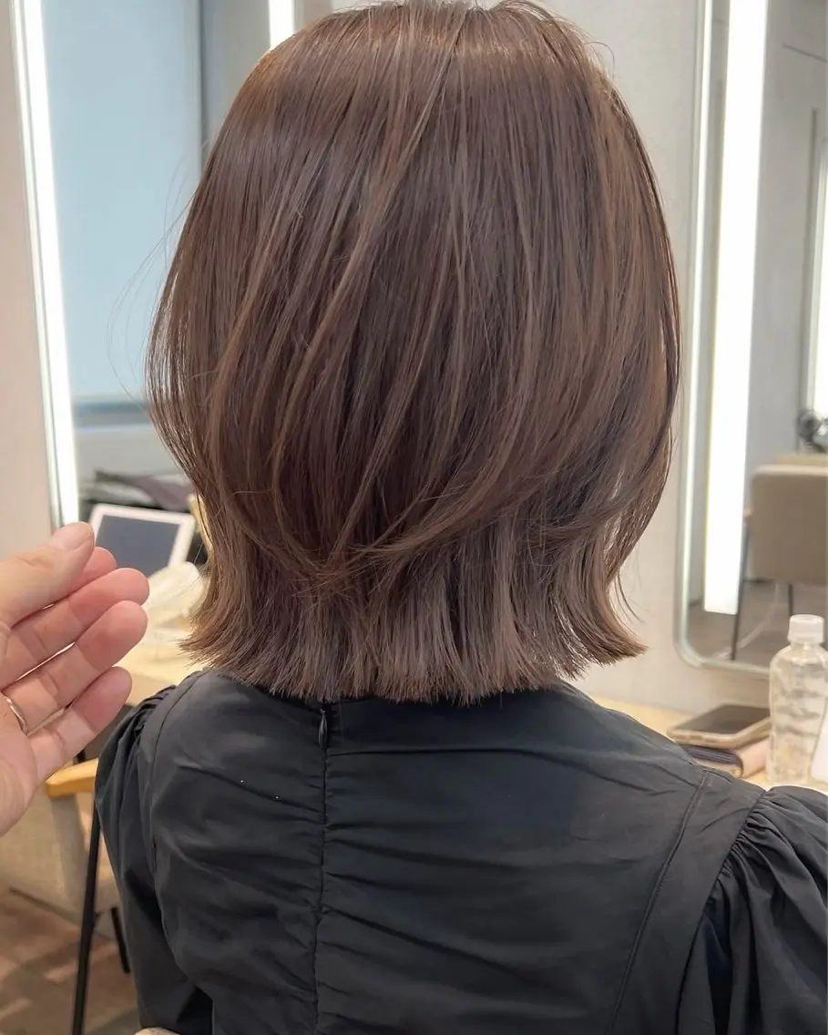 ミディアム ボブ くびれヘア NOA くるみのヘアスタイル