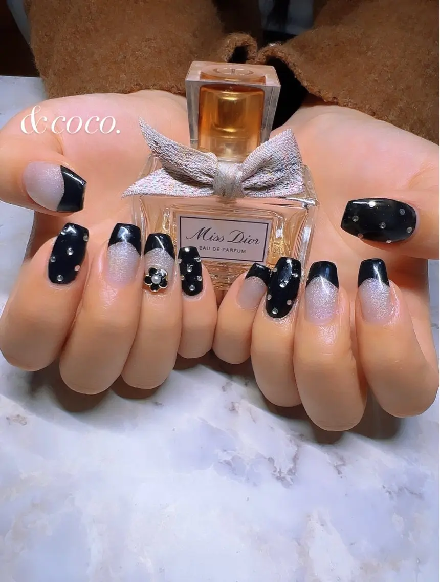 ネイル フレンチネイル ＆ coco.のネイルデザイン