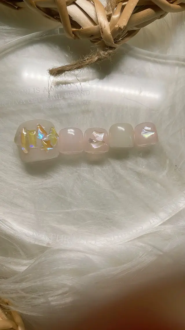 ネイル フットネイル ストーンネイル フットネイル TOWA NAILのネイルデザイン