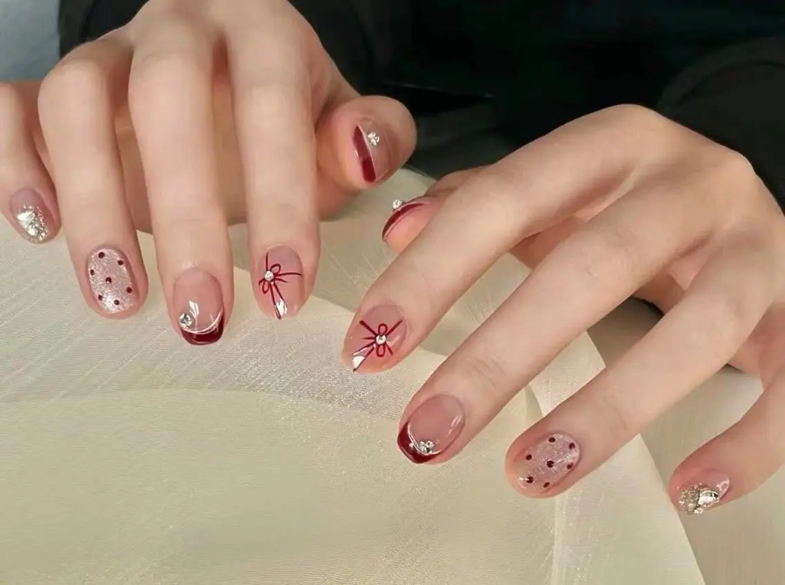 ネイル チークネイル フットネイル フレンチネイル グラデーション 韓国ネイル YUKI NAILのネイルデザイン