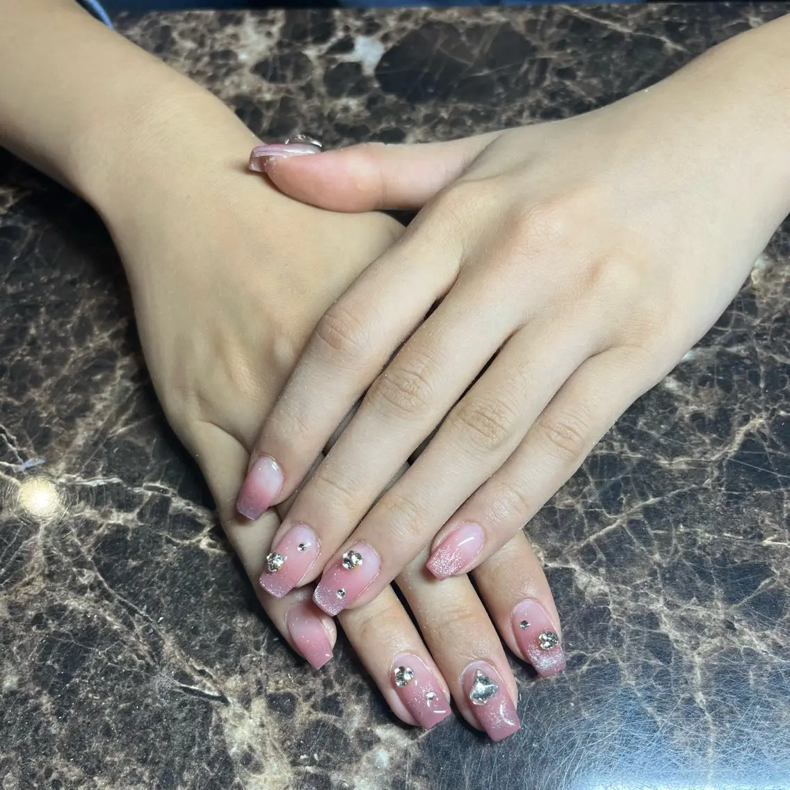 ネイル IROHA nail Ami🐊🎀のネイルデザイン