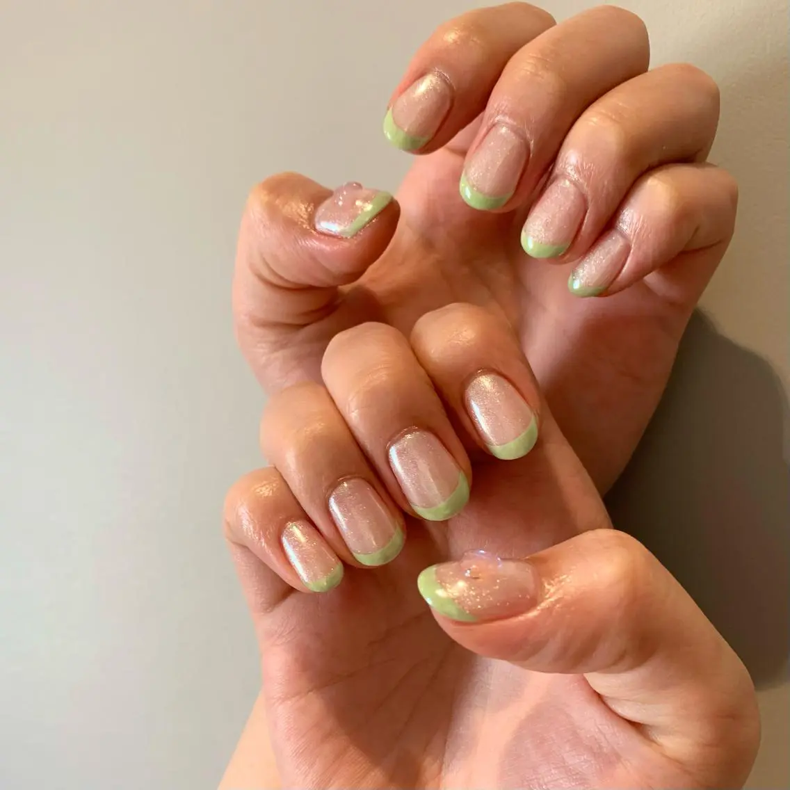 ネイル フレンチネイル ミラーネイル ホワイト ハンドネイル ウシク ミユキのネイルデザイン