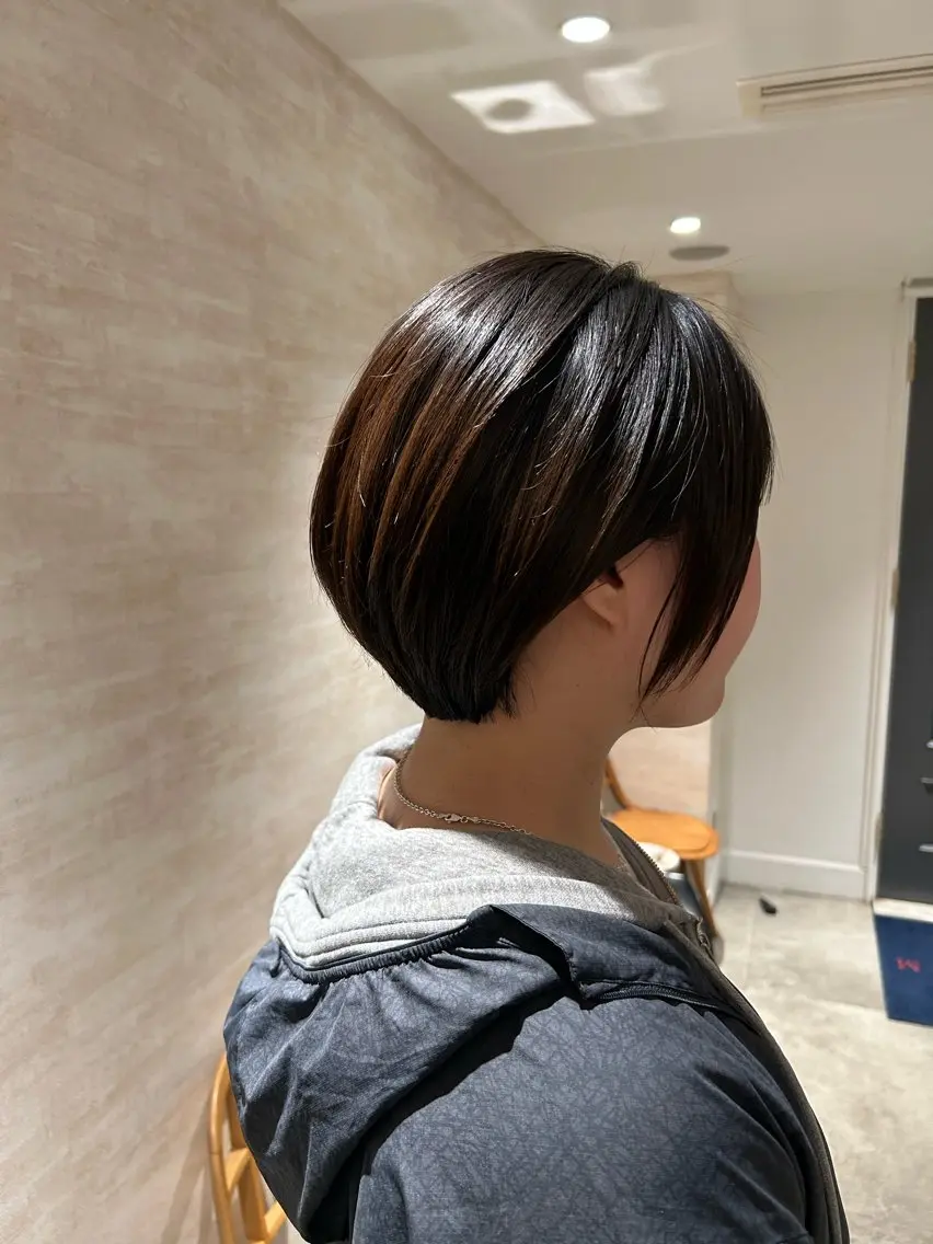 ショート 飯塚新 🌱カットモデルのヘアスタイル
