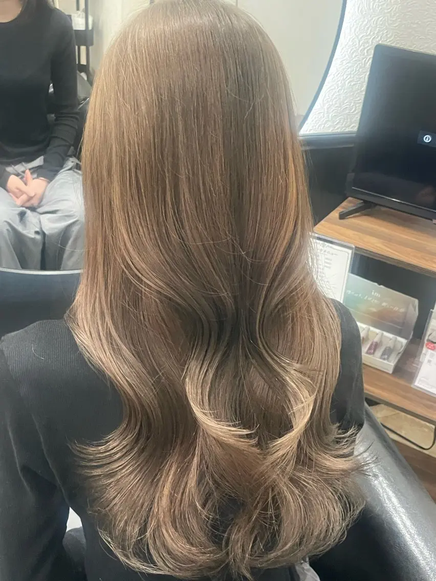 ロング ノ イ ルのヘアスタイル