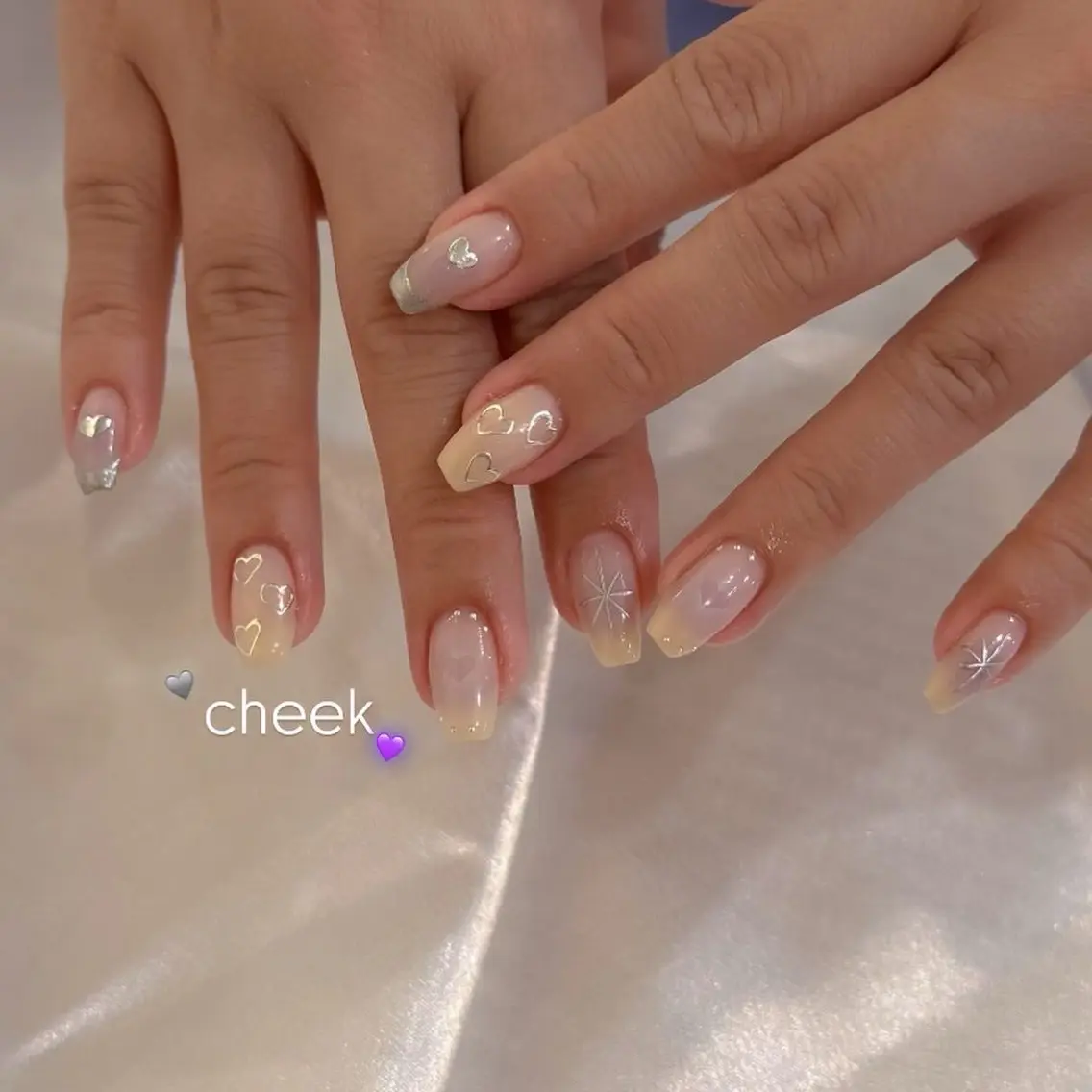 ネイル ハンドネイル ハンドケア sara : salon ELVIのネイルデザイン