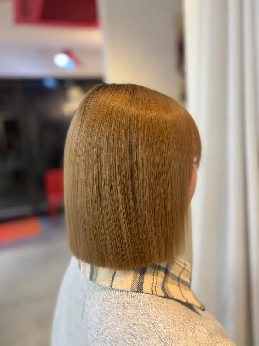 ミディアム カット 安井まゆ _Box mico.のヘアスタイル