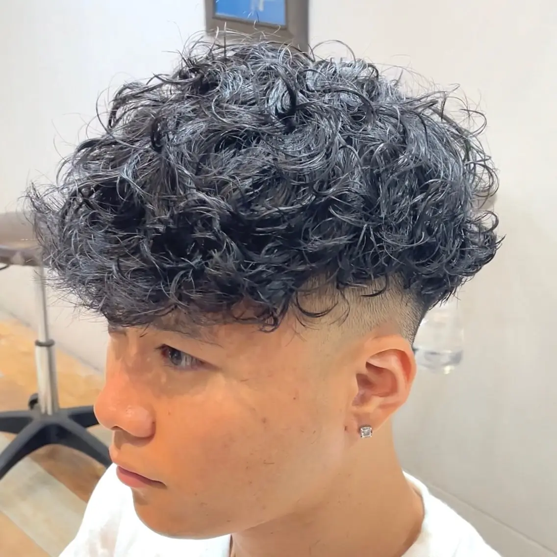 パーマ メンズ カット パーマ メンズサロン🔥 プリストオオサカのヘアスタイル