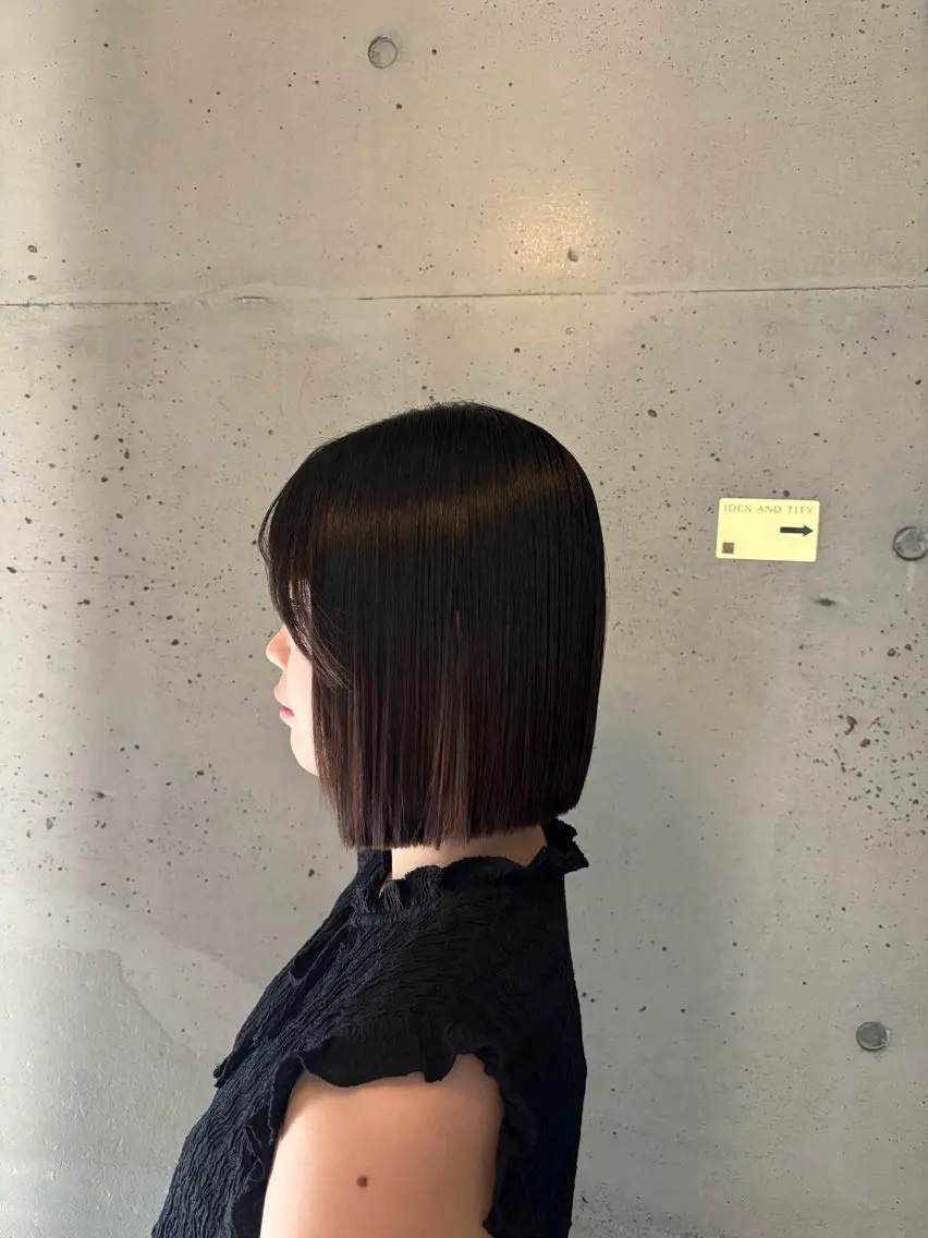 ミディアム カット 艶髪🫧 Suzunaのヘアスタイル